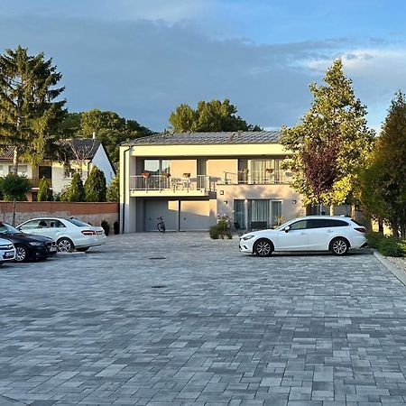 Linden Apartman 104 - Adults Only Mosonmagyaróvár Kültér fotó