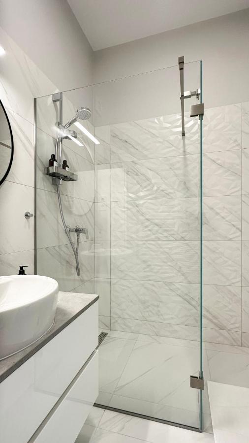 Linden Apartman 104 - Adults Only Mosonmagyaróvár Kültér fotó