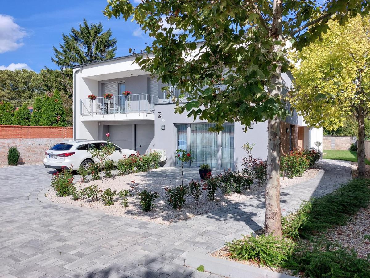 Linden Apartman 104 - Adults Only Mosonmagyaróvár Kültér fotó